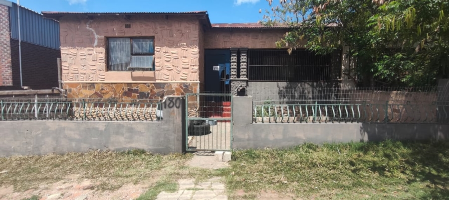 Commercial Property for Sale in Sidwell Eastern Cape